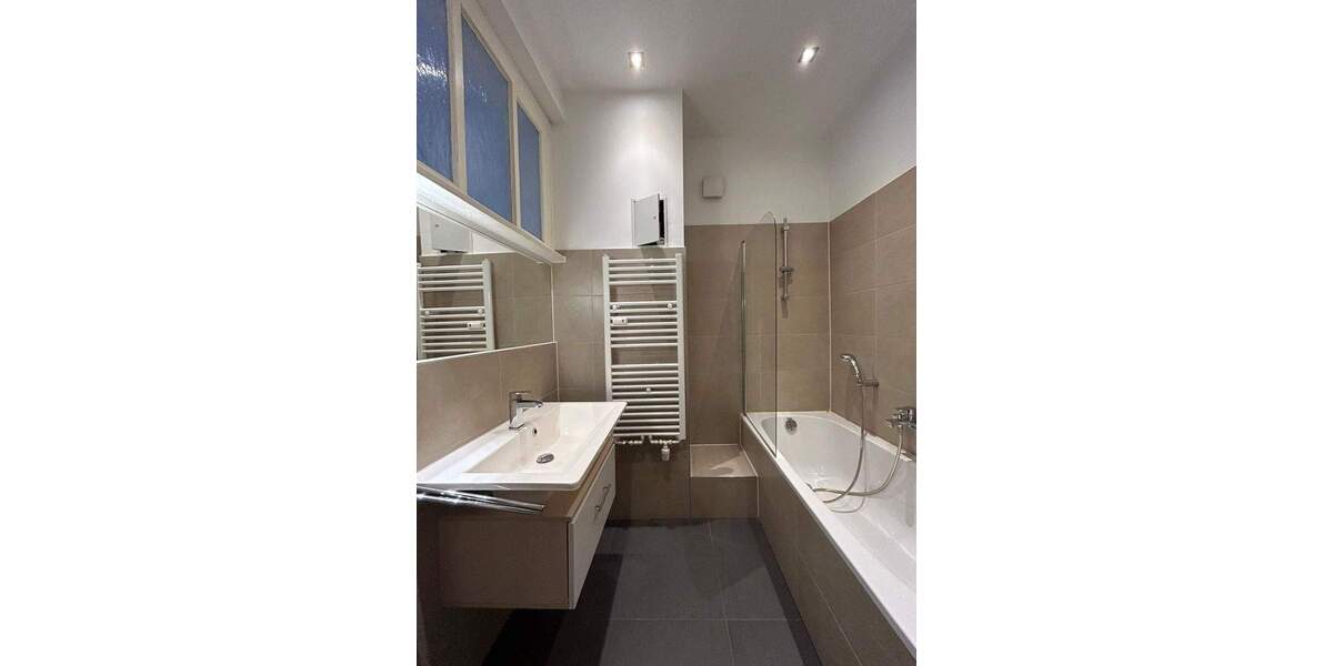 Etagenwohnung Zittau - 4 Zimmer, 132 m&sup2;, 779&euro; | Angebot:25909869