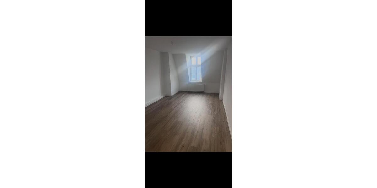 Etagenwohnung Greifswald - 3 Zimmer, 116 m&sup2;, 1.390&euro; | Angebot:26293642