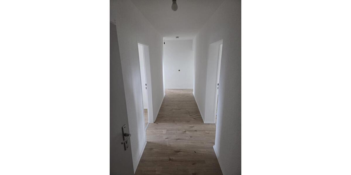 Wohnen auf Zeit Wabern - 3 Zimmer, 67 m&sup2;, 300&euro; | Angebot:25929376