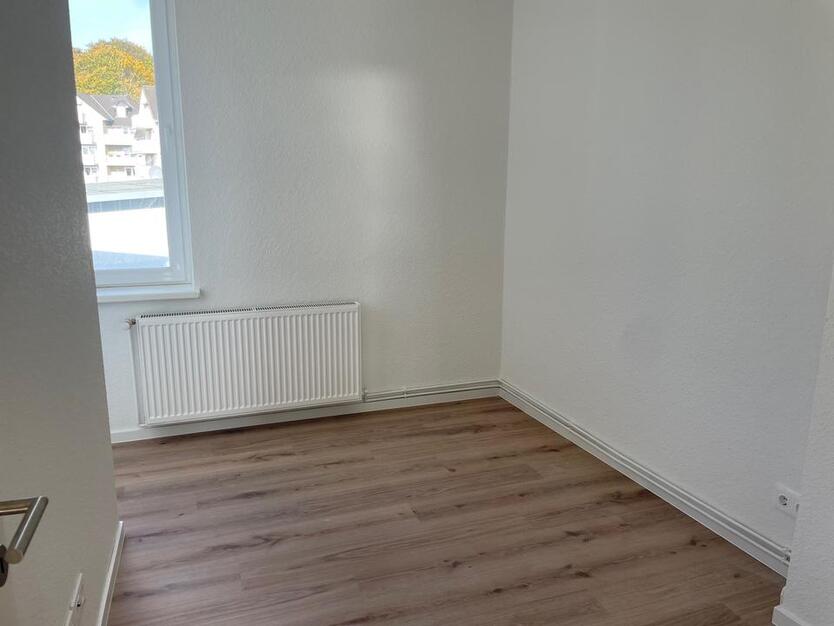 Großzügige 3,5 Raum Traumwohnung mit Ostseeblick in zentraler Wohnlage zimmer