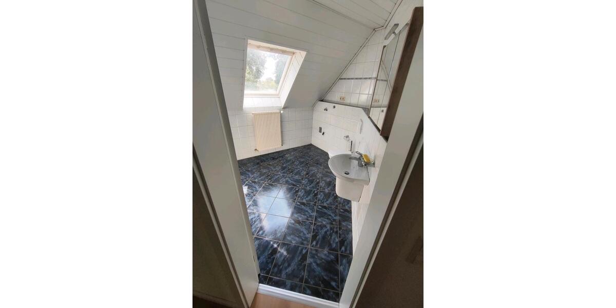 Dachgeschoßwohnung Rheine Gellendorf - 3 Zimmer, 94 m&sup2;, 1.000&euro; | Angebot:23721509