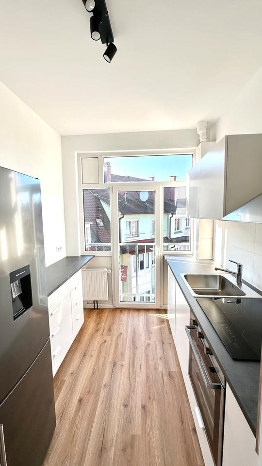 Helles WG-Zimmer mit Balkon | STG-Ost | 17qm | 3er-WG | ab 01.12. zimmer