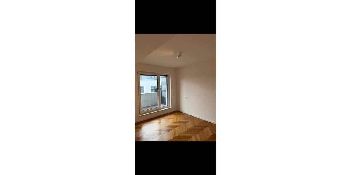 Dachgeschoßwohnung Lauf an der Pegnitz - 2 Zimmer, 57 m&sup2;, 950&euro; | Angebot:24995889