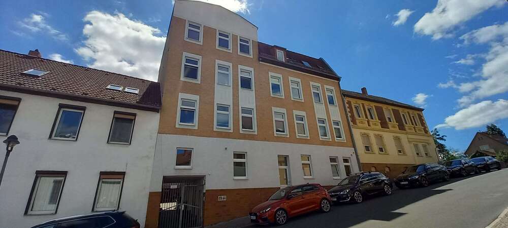 Wohnung zum Mieten in Halle 405 € 51 m²
