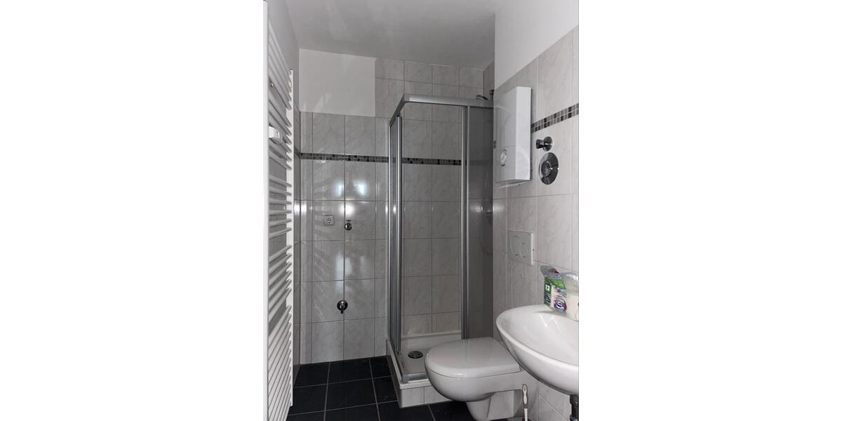 Etagenwohnung Remscheid Gemarkung Bergisch Born - 2 Zimmer, 56 m&sup2;, 399&euro; | Angebot:25232160