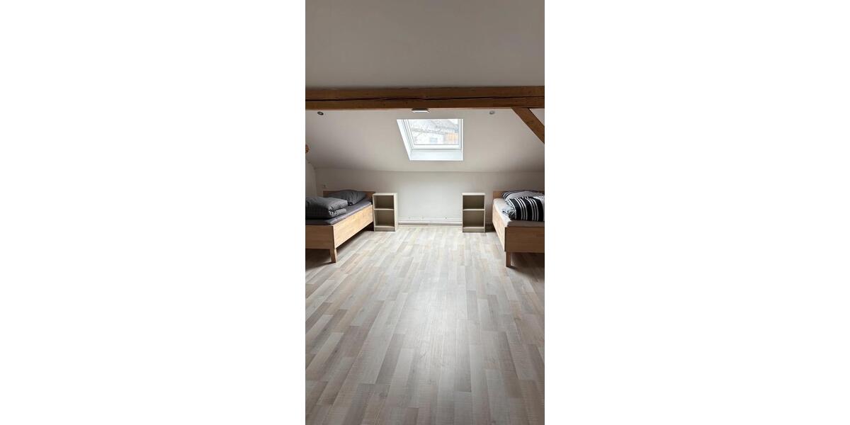 Wohnen auf Zeit Erbach - 5 Zimmer, 120 m&sup2;, 22&euro; | Angebot:25963245