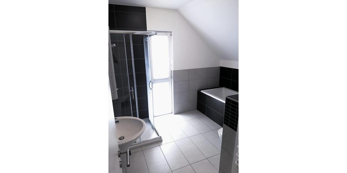 Einfamilienhaus Röbel/Müritz Müritz - 5 Zimmer, 120 m&sup2;, 1.450&euro; | Angebot:26220896