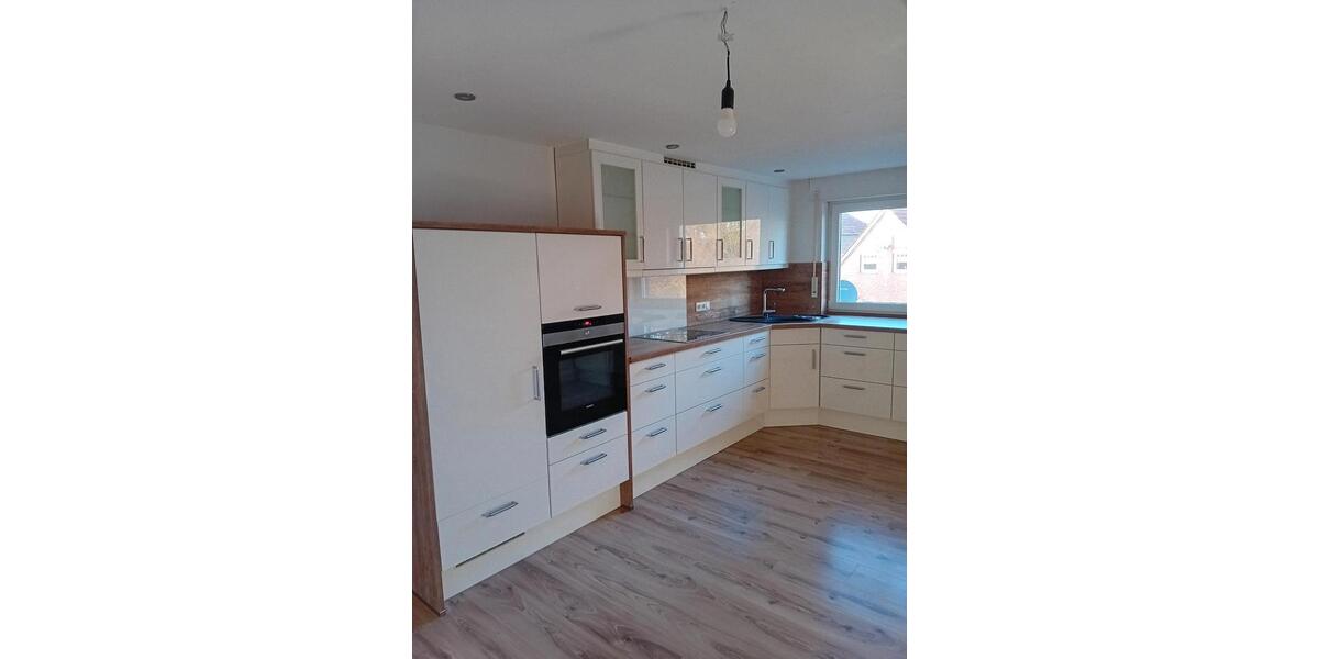 Etagenwohnung Wittmund - 3 Zimmer, 90 m&sup2;, 600&euro; | Angebot:25857192