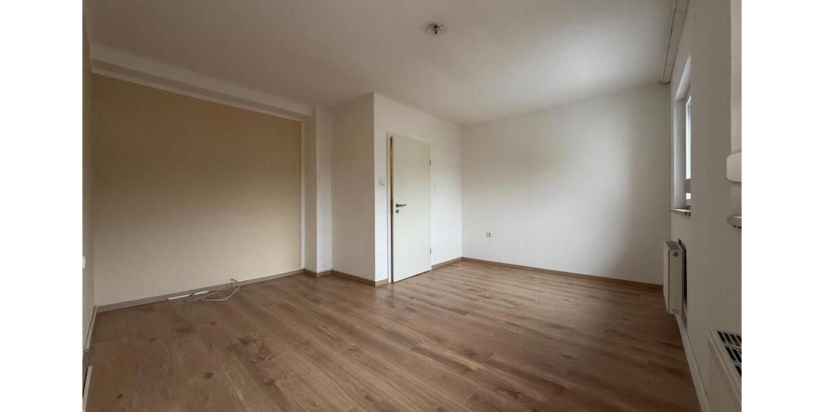 Einfamilienhaus Trier Nord - 4 Zimmer, 90 m&sup2;, 1.450&euro; | Angebot:26085360