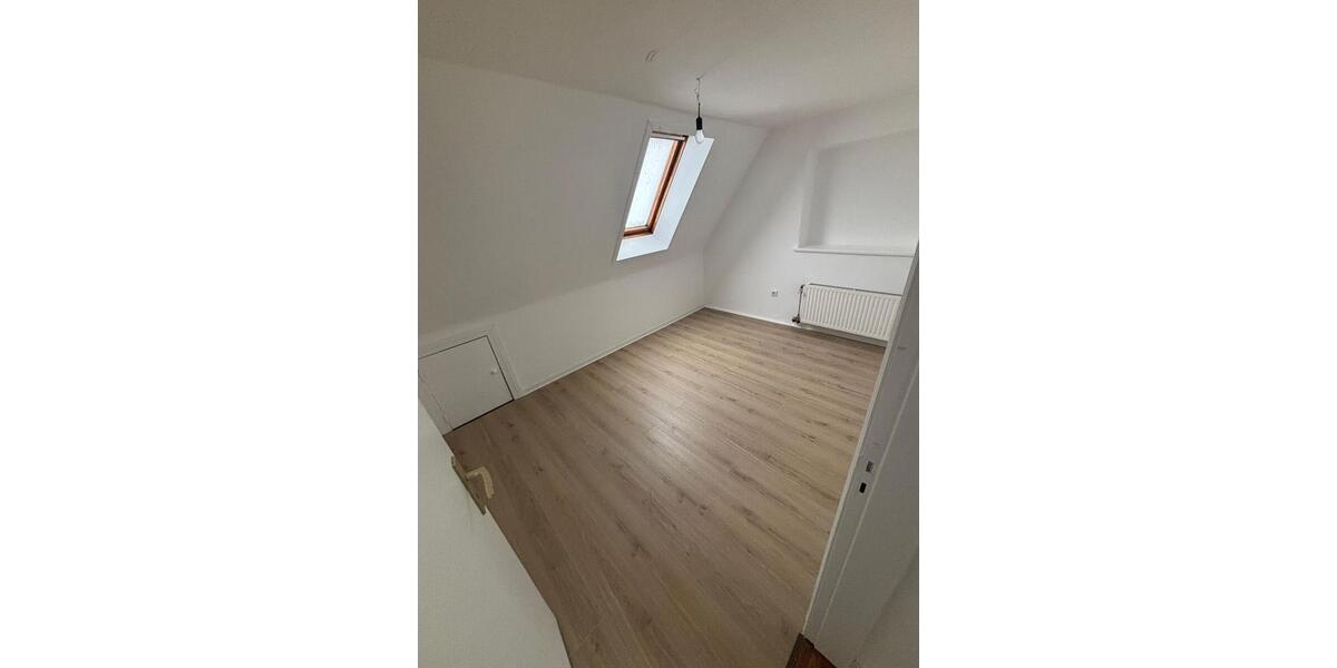 Einfamilienhaus Tastrup - 5 Zimmer, 140 m&sup2;, 1.500&euro; | Angebot:25360665