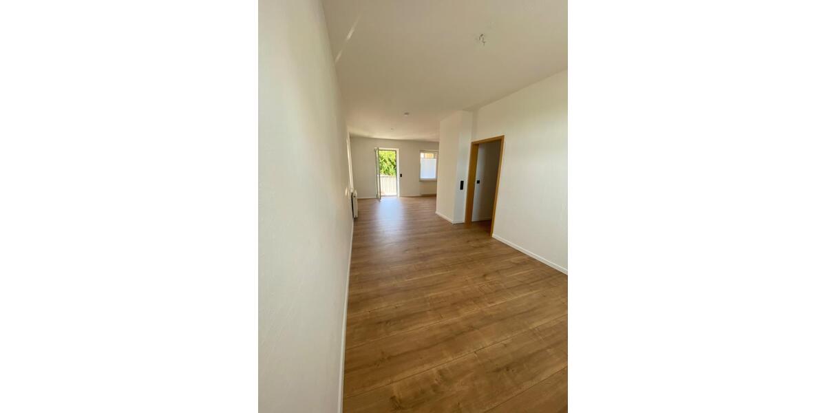 Erdgeschoßwohnung Blankenburg (Harz) - 4 Zimmer, 98 m&sup2;, 700&euro; | Angebot:26535290