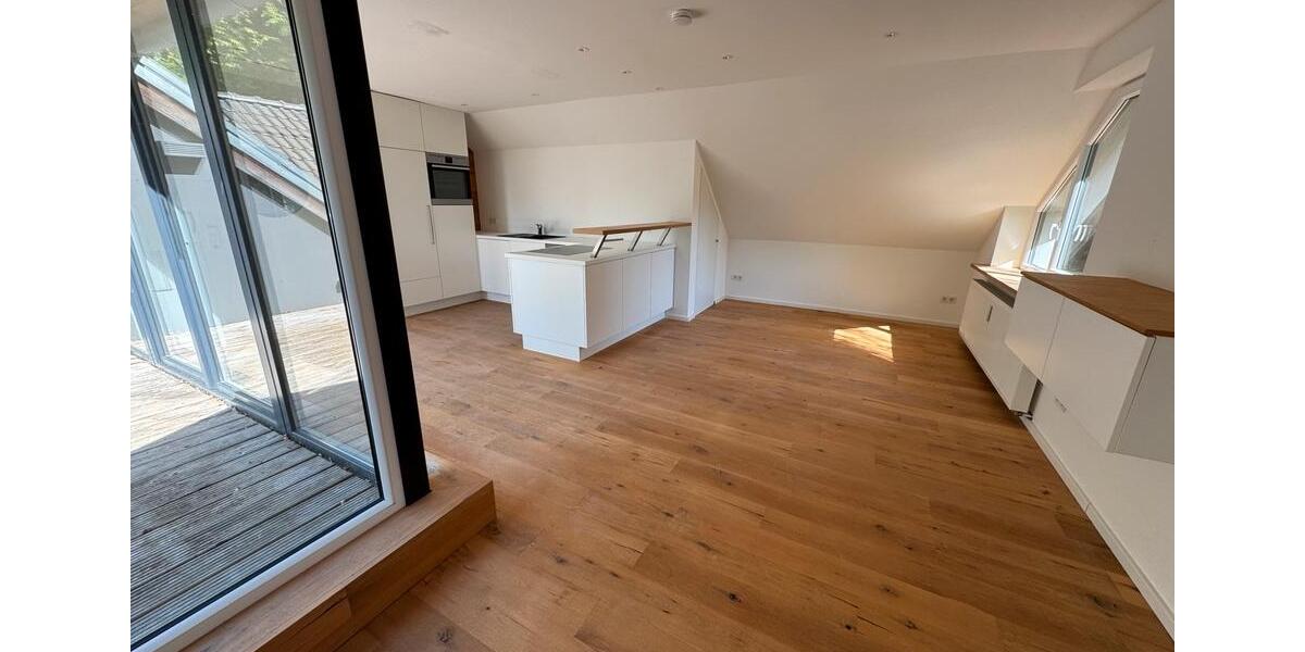 Dachgeschoßwohnung Wallenhorst - 3.5 Zimmer, 100 m&sup2;, 1.180&euro; | Angebot:26412504