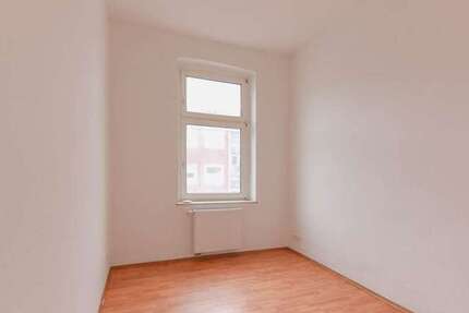Wohnung zum Mieten in Essen 300 € 9.31 m²