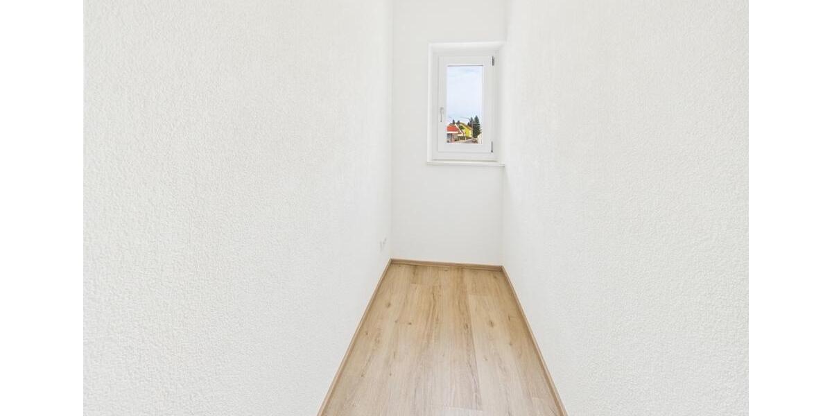 Etagenwohnung Bechhofen - 4 Zimmer, 107 m&sup2;, 1.000&euro; | Angebot:26261321