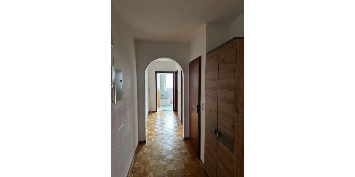 Erdgeschoßwohnung Rinteln - 4 Zimmer, 104 m&sup2;, 850&euro; | Angebot:26459710