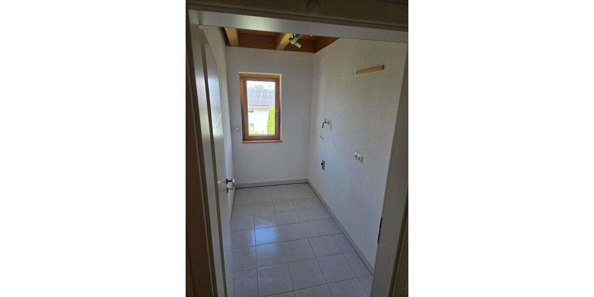 Etagenwohnung Salzweg - 3 Zimmer, 1.500&euro; | Angebot:23384042