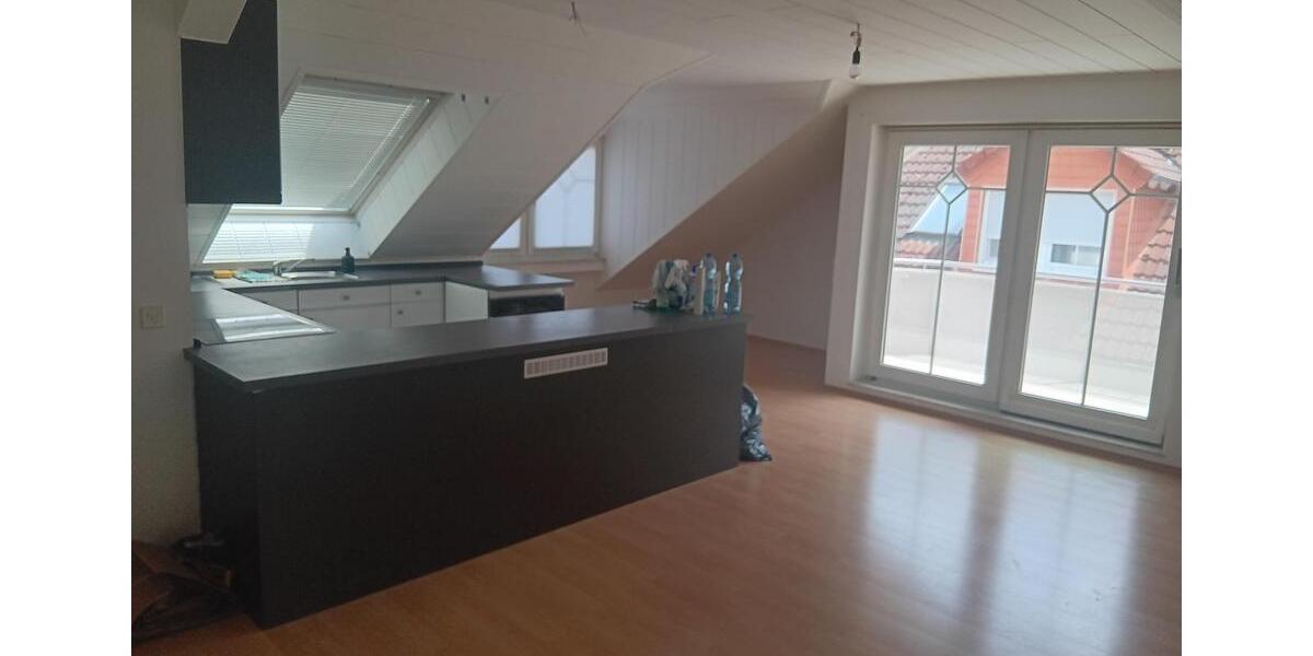 Dachgeschoßwohnung Rödermark - 3 Zimmer, 89 m&sup2;, 1.070&euro; | Angebot:26621156