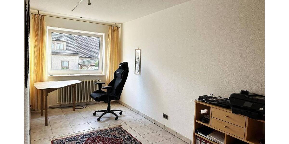 Großzügige barrierearme 3 Zimmer-Erdgeschoss-Wohnung mit Doppelgarage und großem Balkon 3 zimmer