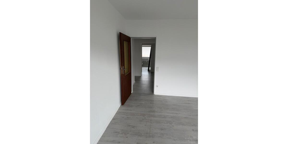 Etagenwohnung Swisttal - 3 Zimmer, 75 m&sup2;, 980&euro; | Angebot:26636719