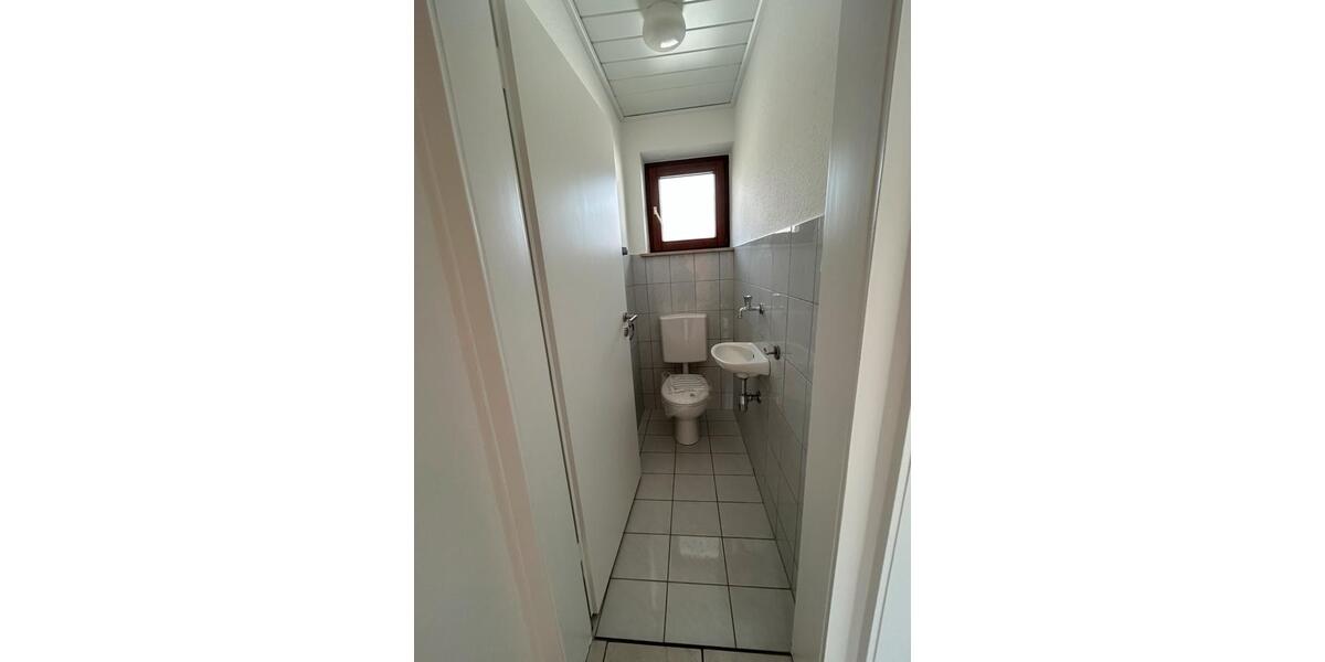 Etagenwohnung Balingen - 2 Zimmer, 90 m&sup2;, 900&euro; | Angebot:25987981