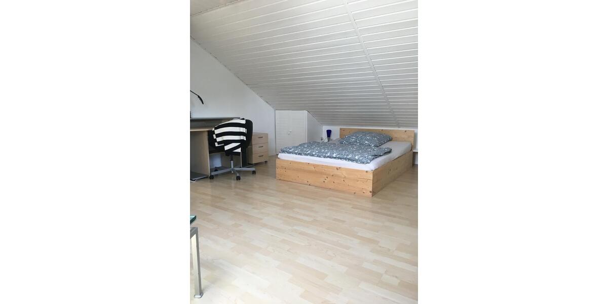 Dachgeschoßwohnung Tuntenhausen - 1.5 Zimmer, 30 m&sup2;, 880&euro; | Angebot:25046920