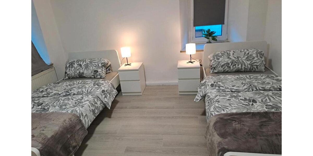 Wohnen auf Zeit Neuenmarkt - 6 Zimmer, 168 m&sup2;, 15&euro; | Angebot:24346951