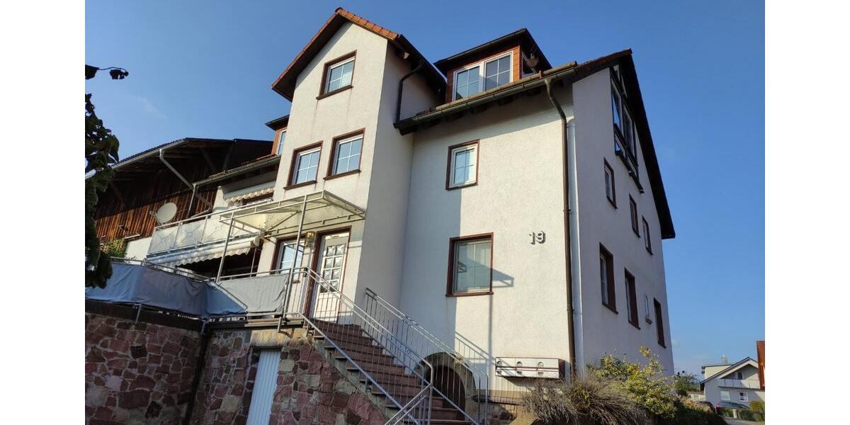 4 Zimmer Wohnung,~90 qm, Küche, Balkon, Stellplatz, Garten, Wanne 4 zimmer