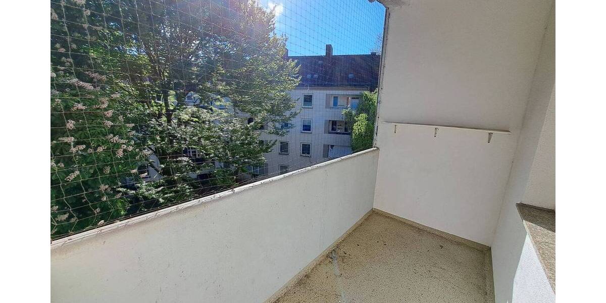 Etagenwohnung Bremerhaven Geestemünde - 4 Zimmer, 90 m&sup2;, 600&euro; | Angebot:26503150