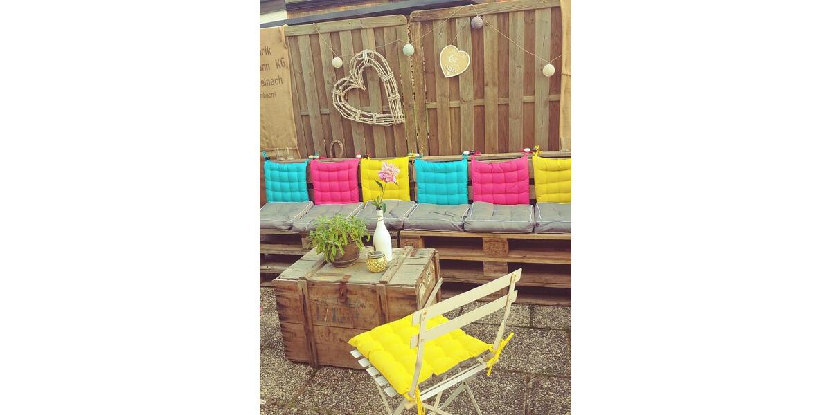 Wohnen auf Zeit Kupferberg - 3 Zimmer, 95 m&sup2;, 25&euro; | Angebot:23040199