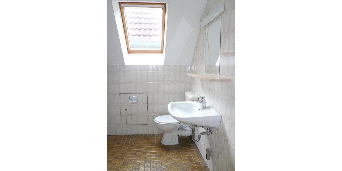 Dachgeschoßwohnung Herford - 2 Zimmer, 50 m&sup2;, 390&euro; | Angebot:26285174