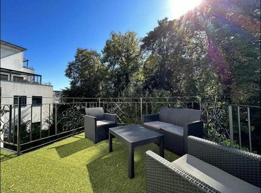 TOP MonteursWohnung für Langzeitaufenthalte. Bis zu 300 Plätze Verfügbar!