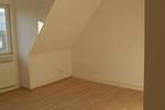 zentral gelegene 2-Zimmer-Wohnung im DG