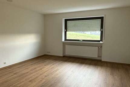 Wohnung Aichen - 3 Zimmer, 93 m&sup2;, 675&euro; | Angebot:26028018