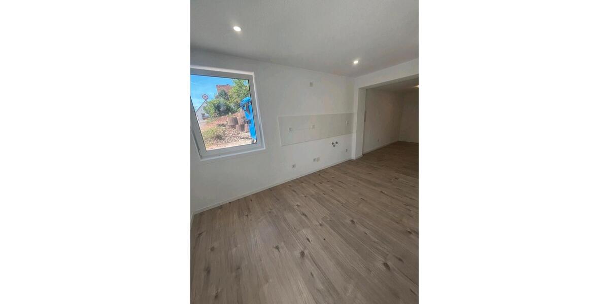 Etagenwohnung Zweibrücken - 2 Zimmer, 77 m&sup2;, 590&euro; | Angebot:24492837