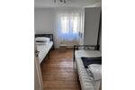 Einfamilienhaus Hüttisheim - 2 Zimmer, 220 m&sup2;, 1.700&euro; | Angebot:26606226
