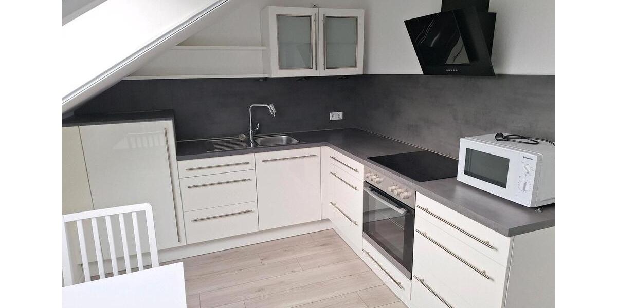 Helle, moderne 3 Zi-DG-Wohnung 3 zimmer