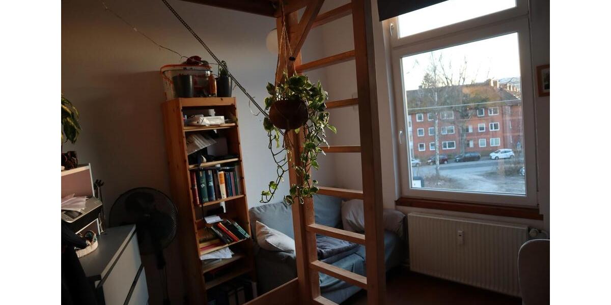Wohnen auf Zeit Kiel Südfriedhof - 1 Zimmer, 135 m&sup2;, 360&euro; | Angebot:26615998