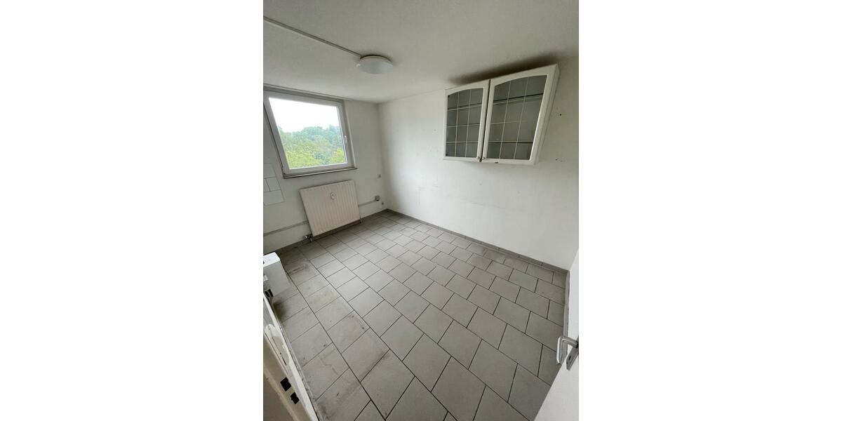 Etagenwohnung Mönchengladbach Süd - 1 Zimmer, 66 m&sup2;, 500&euro; | Angebot:26698733