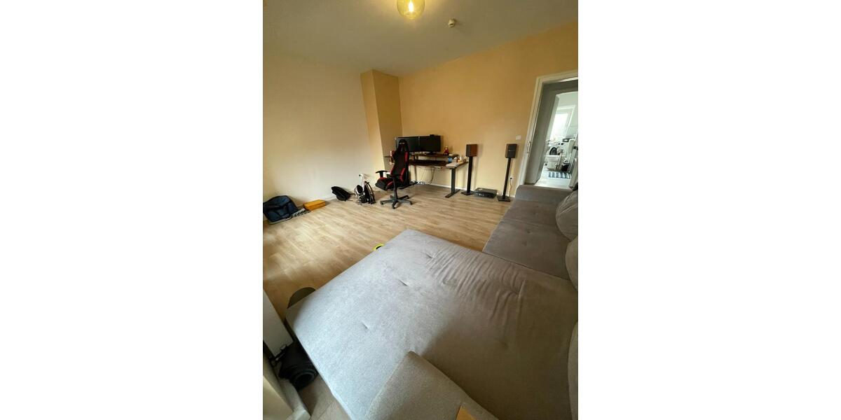 Dachgeschoßwohnung Nürnberg Gibitzenhof - 3 Zimmer, 80 m&sup2;, 700&euro; | Angebot:25022759