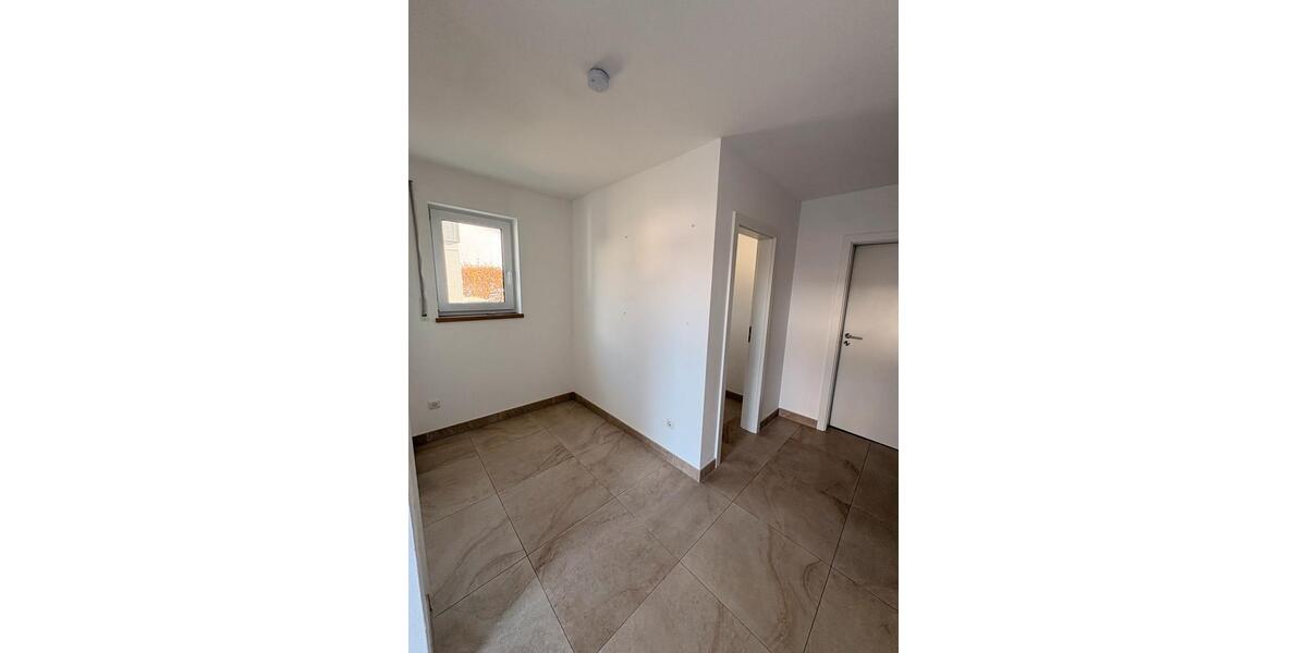 Doppelhaushälfte Aholfing - 4 Zimmer, 140 m&sup2;, 1.480&euro; | Angebot:25329422