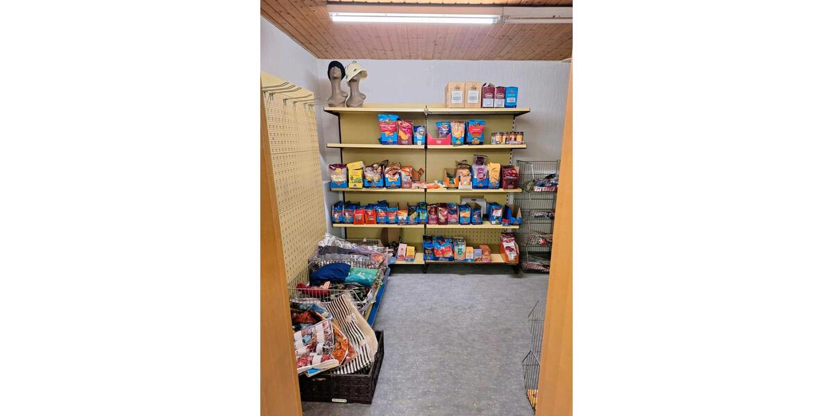 Ladenfläche 100 m² zur Miete verfügbar in Miedelsbach zimmer