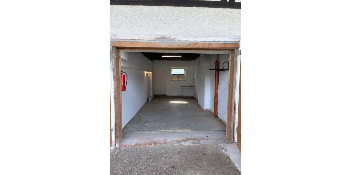 Etagenwohnung Seesen Kirchberg - 4 Zimmer, 129 m&sup2;, 895&euro; | Angebot:26344022