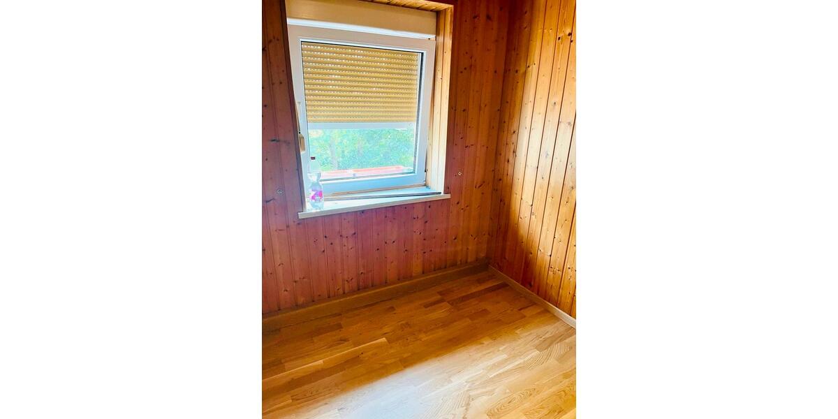 Reihenhaus Staßfurt - 4 Zimmer, 160 m&sup2;, 650&euro; | Angebot:22941200