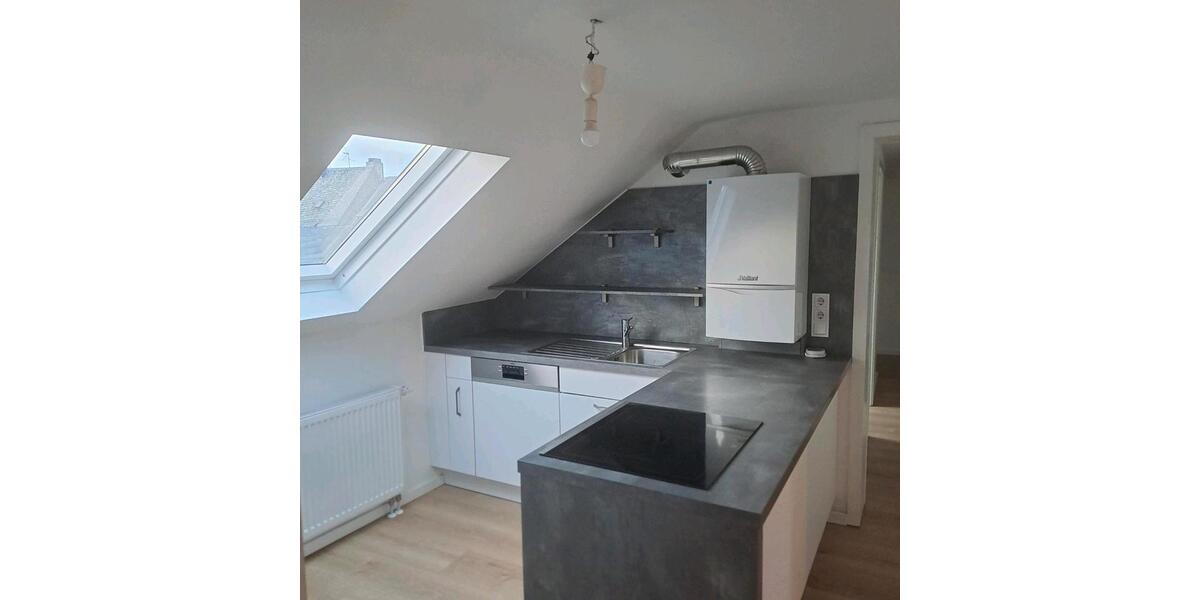Dachgeschoßwohnung Trier - 4 Zimmer, 80 m&sup2;, 900&euro; | Angebot:26645893