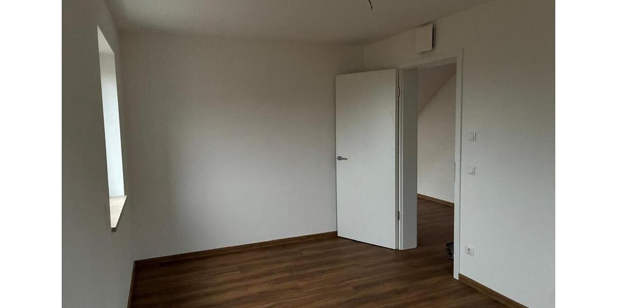 Maisonettenwohnung Kelheim - 4 Zimmer, 120 m&sup2;, 1.670&euro; | Angebot:25641017