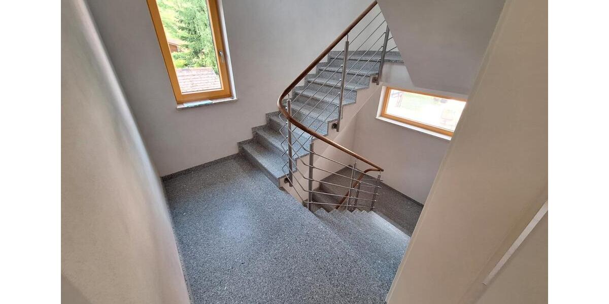 Etagenwohnung Kahla - 2 Zimmer, 90 m&sup2;, 950&euro; | Angebot:26563044