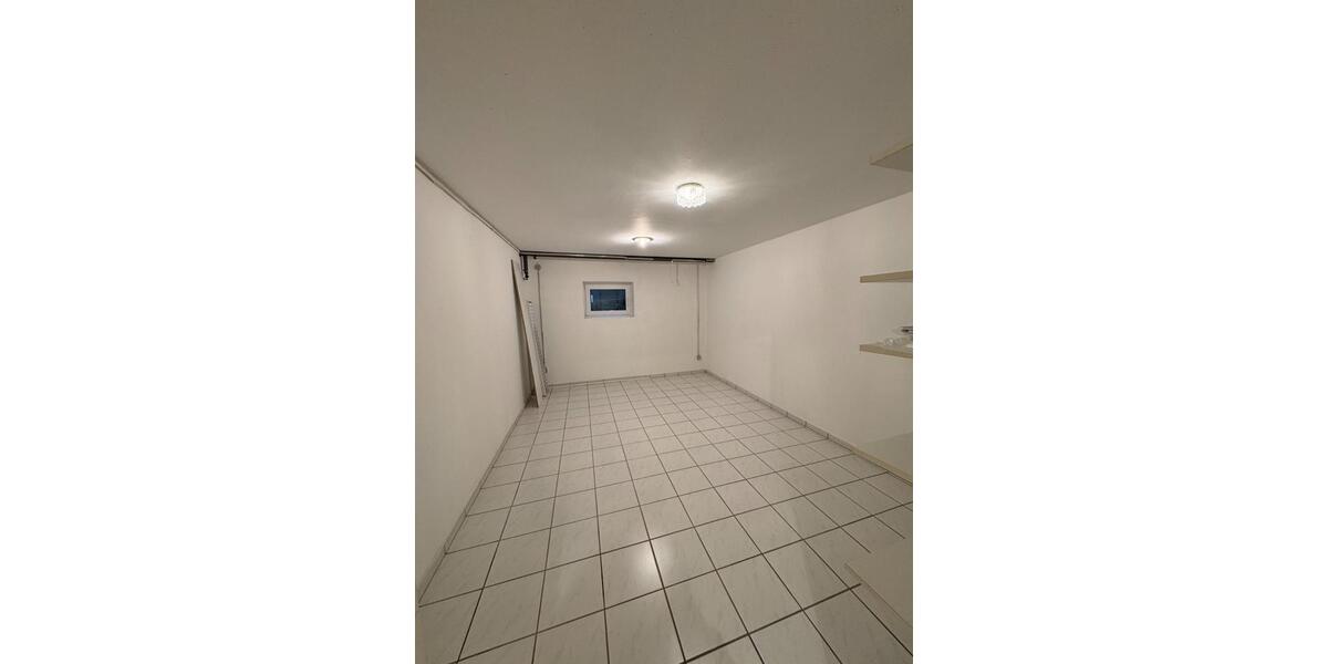 90 m² Anliegerwohnung mit Terrasse – ruhig & gepflegt 3 Zimmer 3 zimmer