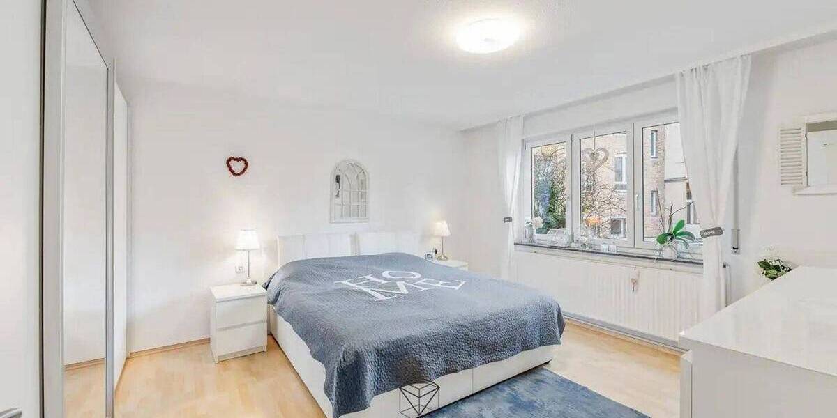 Etagenwohnung Stuttgart West - 3 Zimmer, 82 m&sup2;, 1.450&euro; | Angebot:26168819