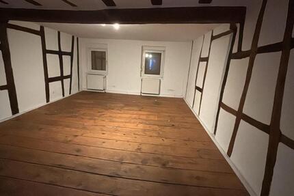 Schönes Zimmer in Frauen-WG 1 zimmer