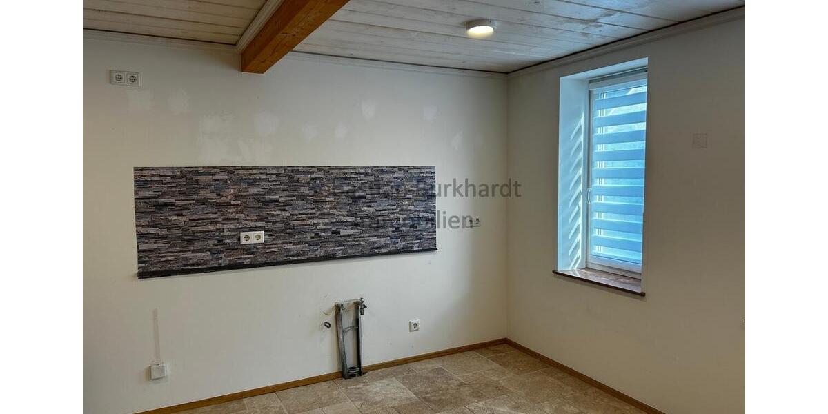 2-Raum Wohnung mit Balkon und Stellplatz! 2 zimmer